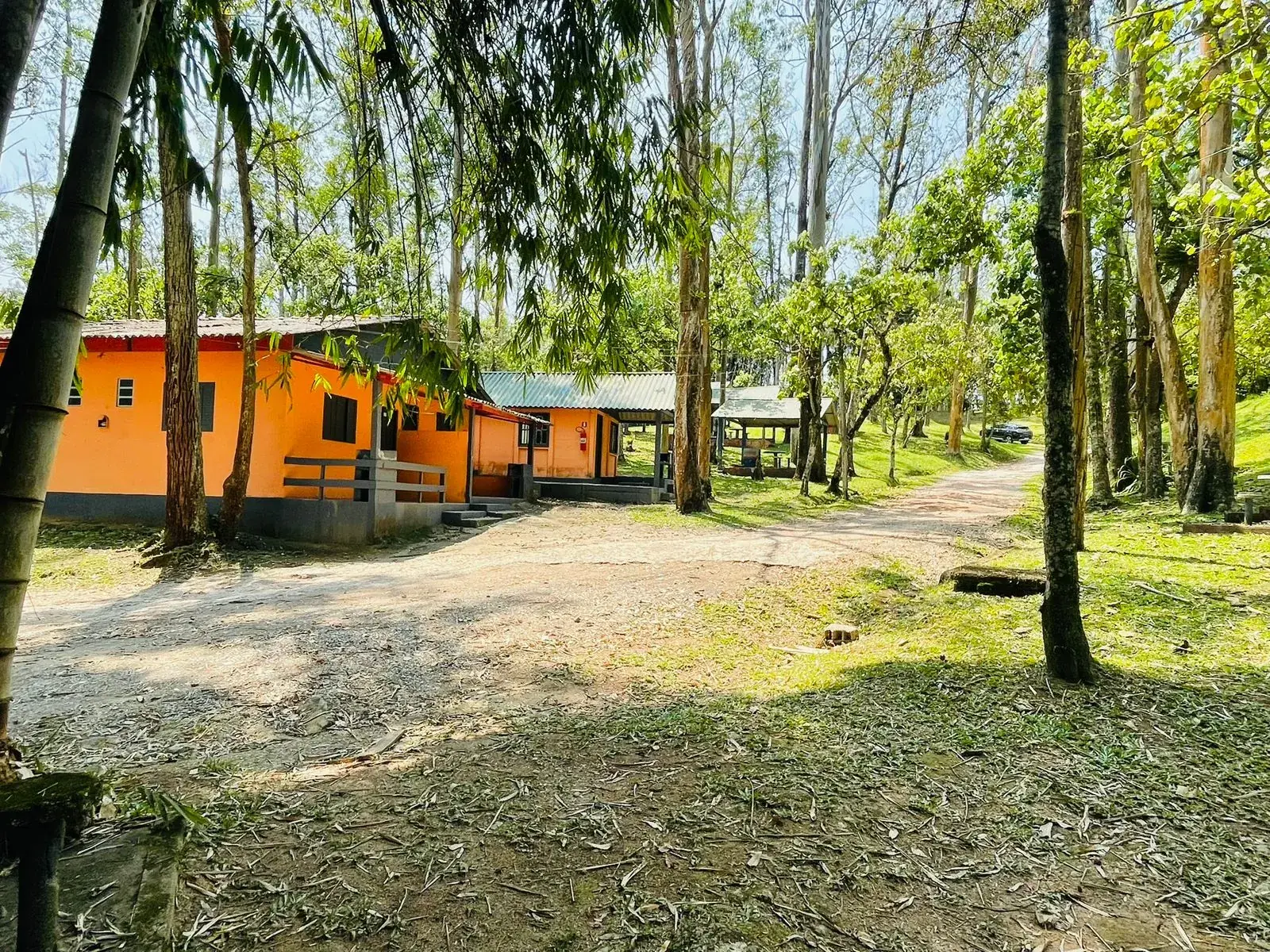 Hospedagem nos chalés do Clube